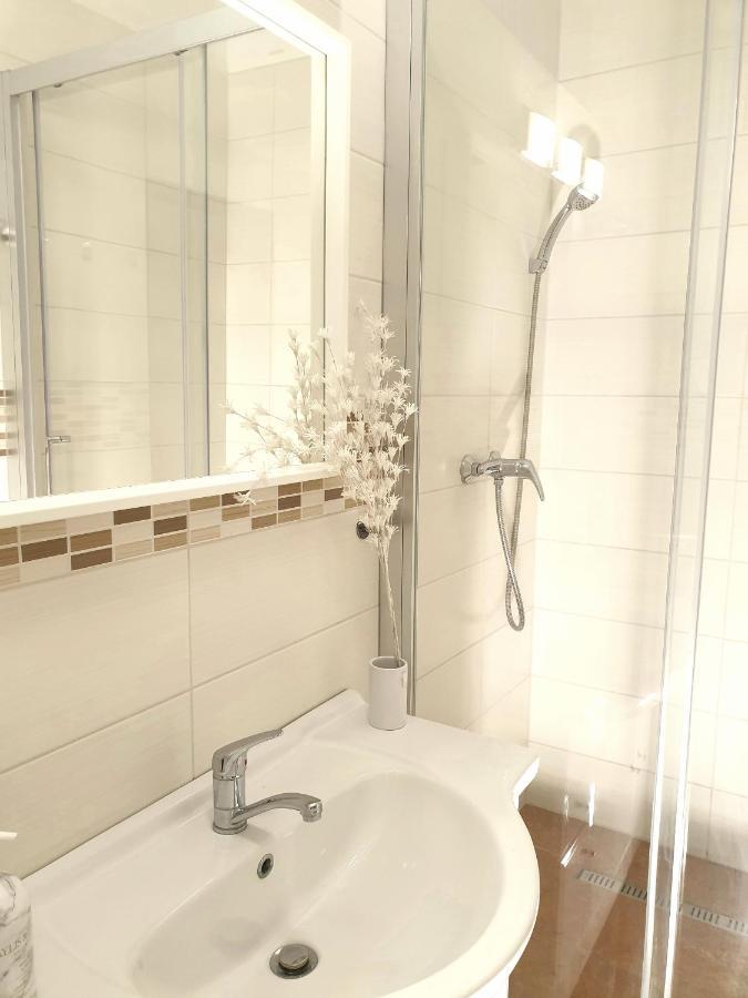 Apartman Central, Self Check In 24 H, Free Parking Banská Bystrica Exterior foto